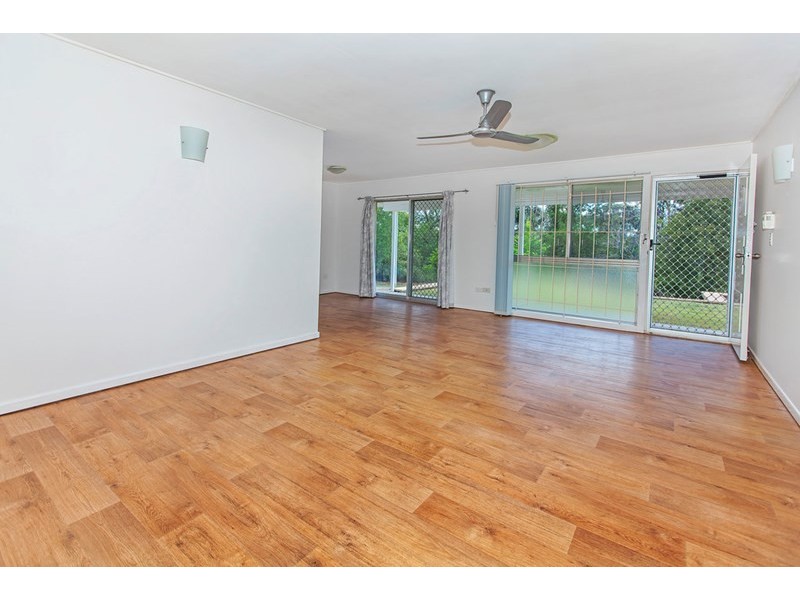 19 Hallett Avenue, Camira QLD 4300