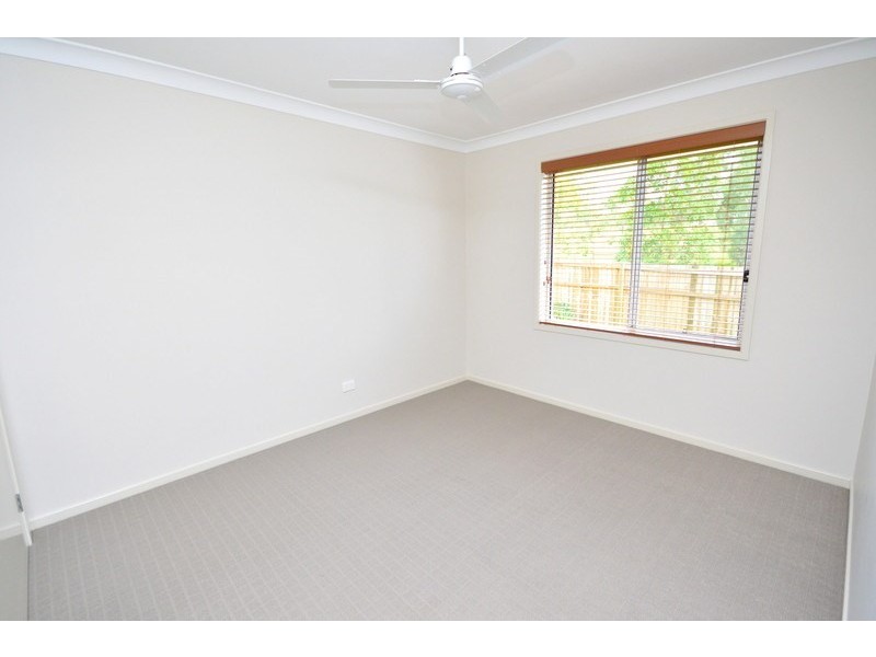 32 Hallvard Crescent, Augustine Heights QLD 4300