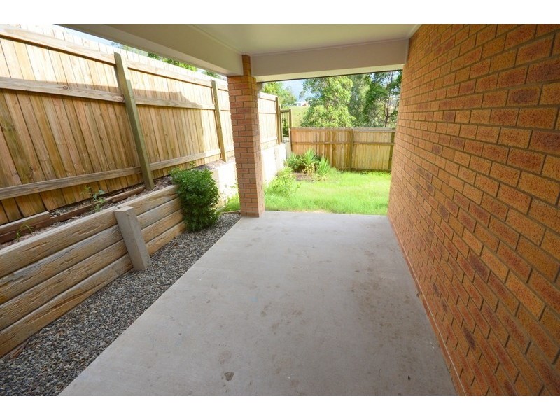 32 Hallvard Crescent, Augustine Heights QLD 4300