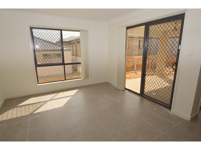 1 Zen Court, Springfield Lakes QLD 4300