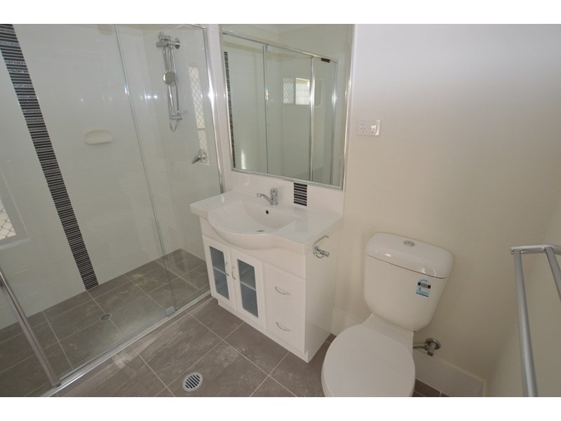 1 Zen Court, Springfield Lakes QLD 4300