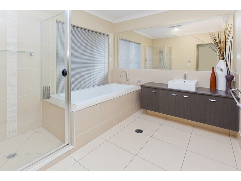 27 Ambrose Drive, Augustine Heights QLD 4300