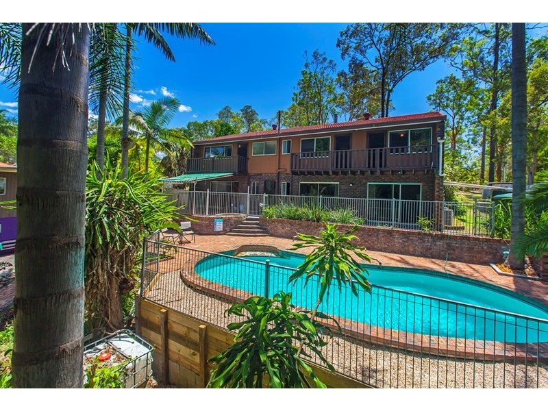 84-86 Hayes Avenue, Camira QLD 4300