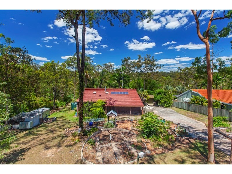 84-86 Hayes Avenue, Camira QLD 4300