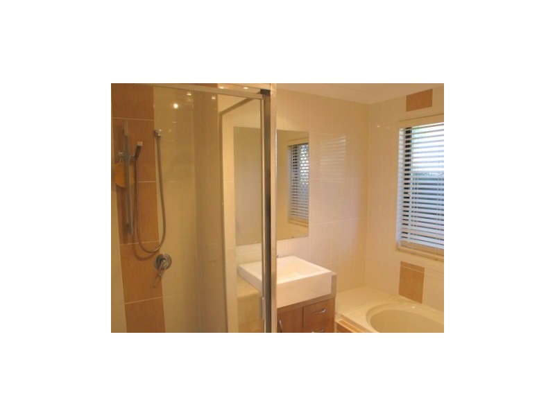 6 Forest Ridge Court, Springfield Lakes QLD 4300