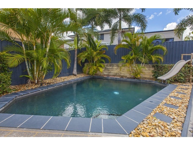 4 Santorini Place, Forest Lake QLD 4078