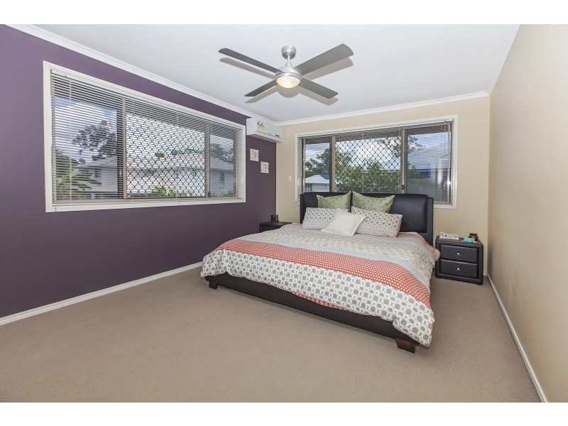 4 Santorini Place, Forest Lake QLD 4078