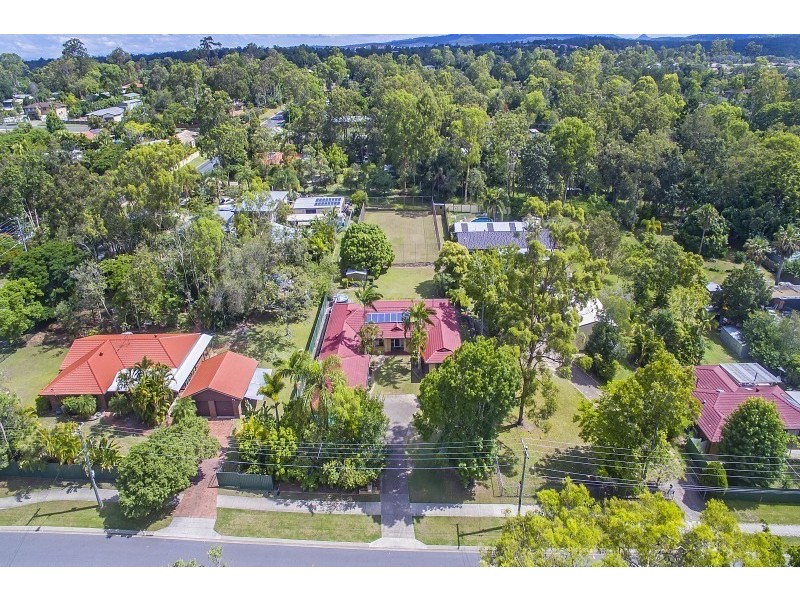 39 Langley Road, Camira QLD 4300