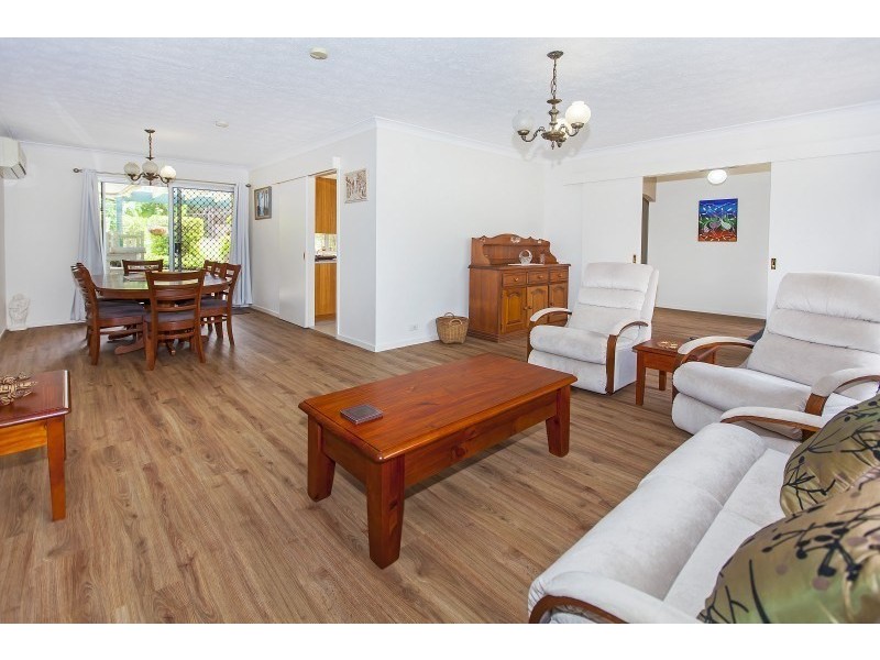 39 Langley Road, Camira QLD 4300