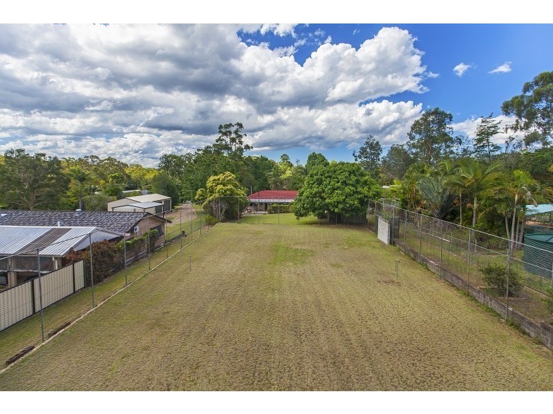 39 Langley Road, Camira QLD 4300