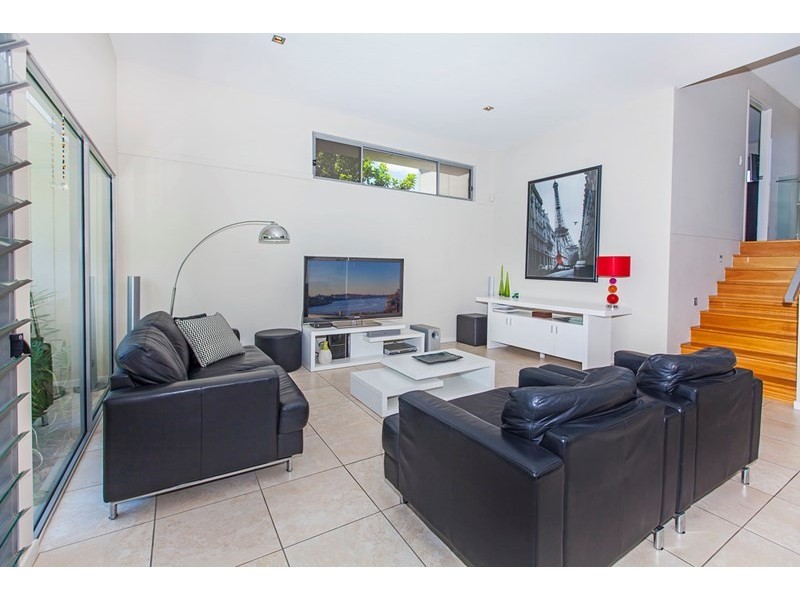 17 Atlantic Drive, Springfield Lakes QLD 4300