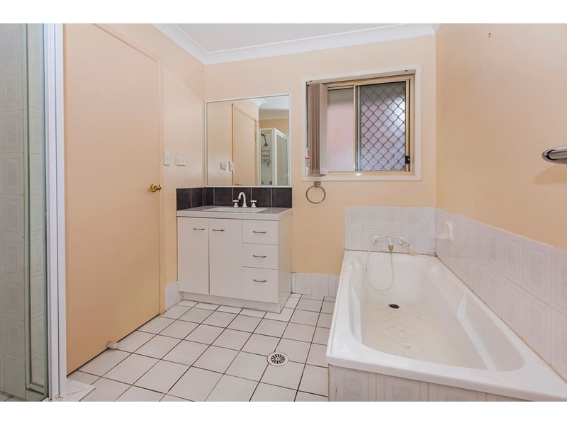 10 Olivine Place, Springfield QLD 4300