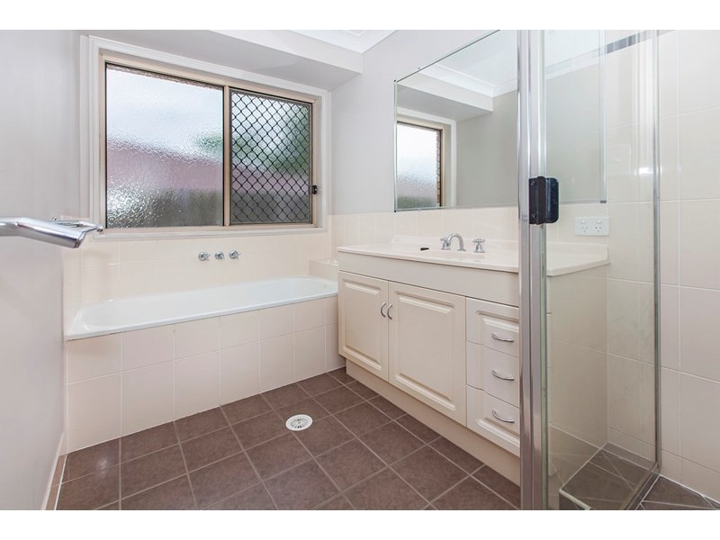 54 Parkside Drive, Springfield QLD 4300