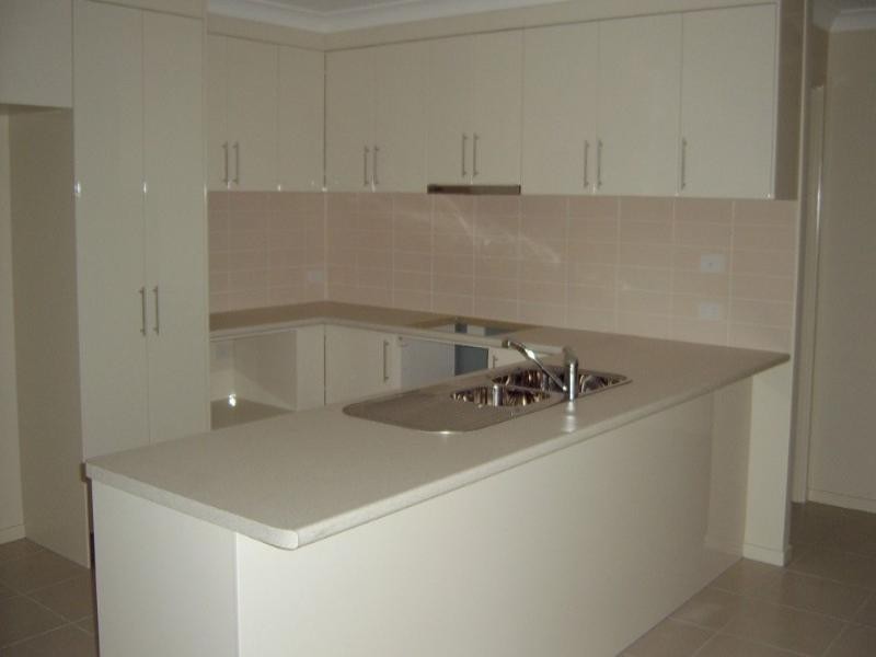 12 Riverside Crescent, Springfield Lakes QLD 4300