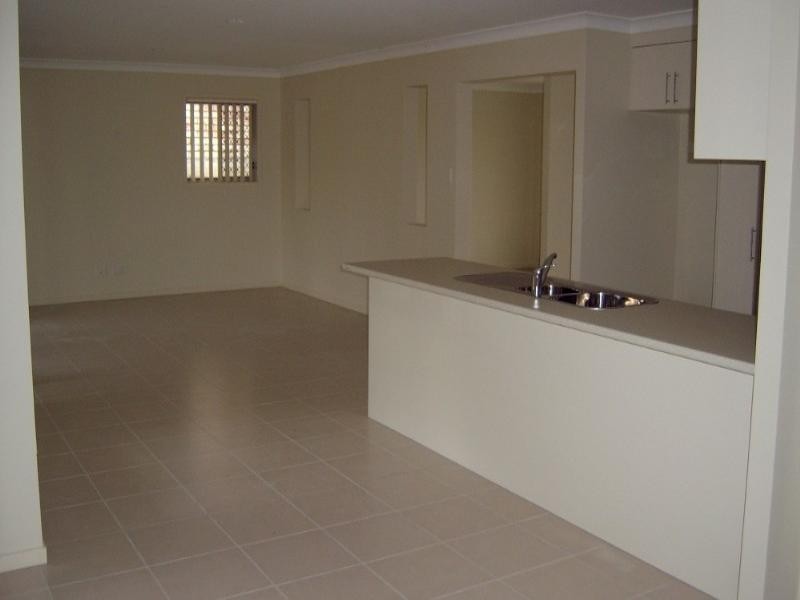 12 Riverside Crescent, Springfield Lakes QLD 4300