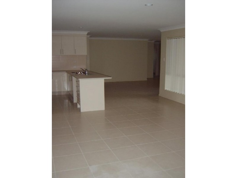 12 Riverside Crescent, Springfield Lakes QLD 4300