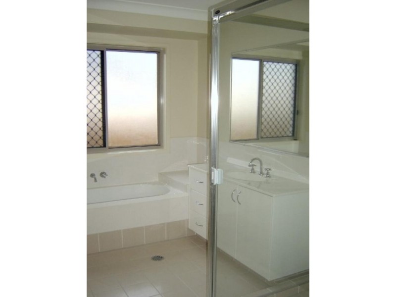 12 Riverside Crescent, Springfield Lakes QLD 4300