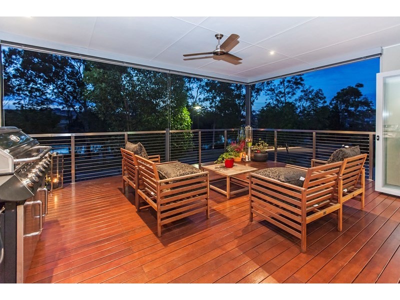 21 Waterside Drive, Springfield Lakes QLD 4300