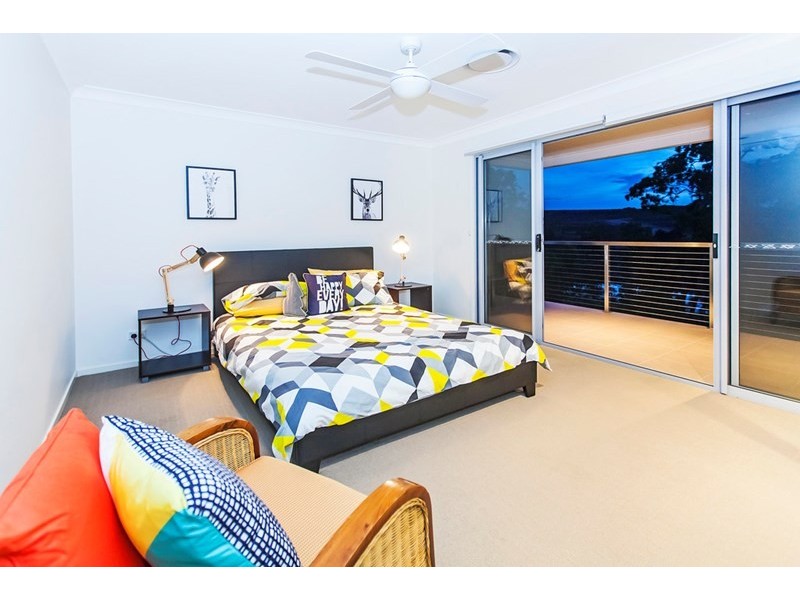 21 Waterside Drive, Springfield Lakes QLD 4300