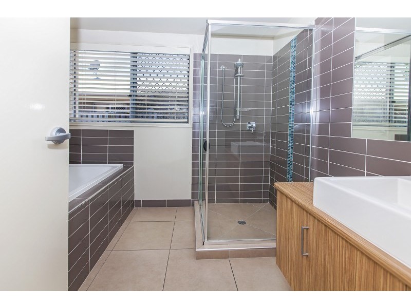 30 Santa Monica Drive, Augustine Heights QLD 4300