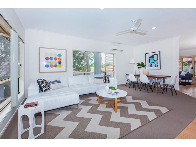 8 Daylilly Place, Springfield Lakes QLD 4300