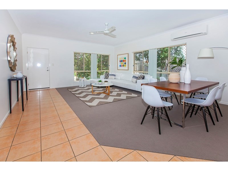 8 Daylilly Place, Springfield Lakes QLD 4300