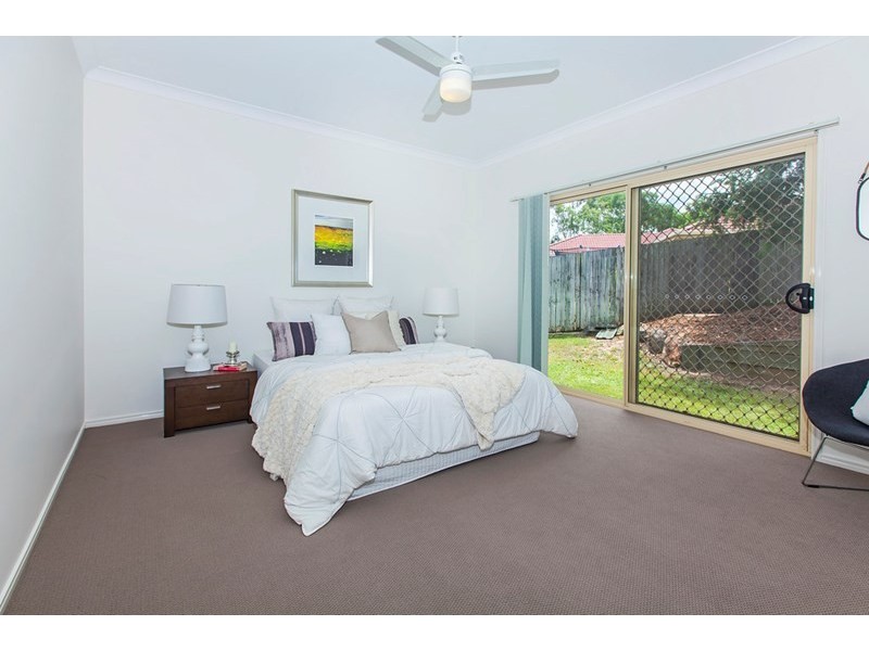 8 Daylilly Place, Springfield Lakes QLD 4300