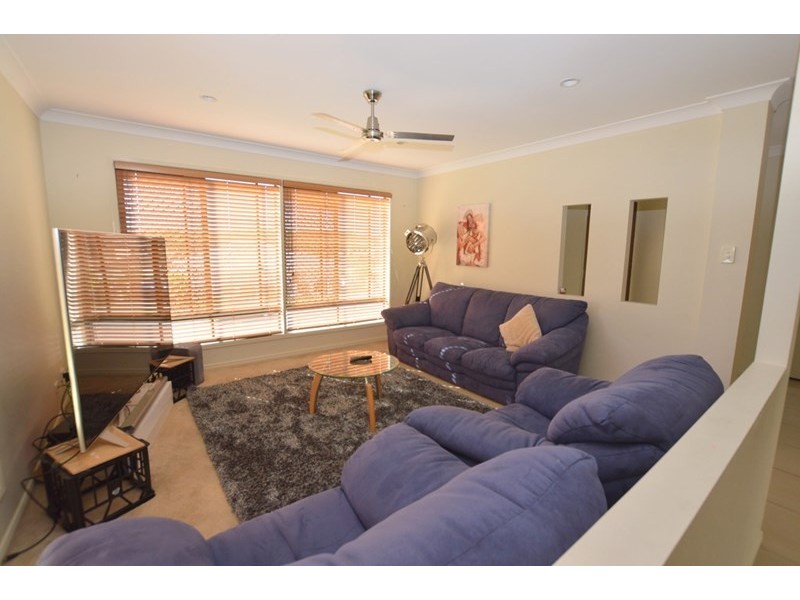 185 Lakeside Avenue, Springfield Lakes QLD 4300