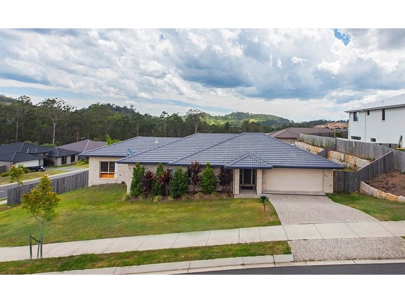 21 Aristotle Avenue, Augustine Heights QLD 4300