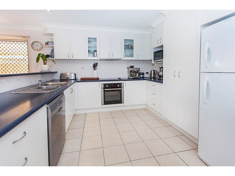 7 Piper Place, Springfield Lakes QLD 4300