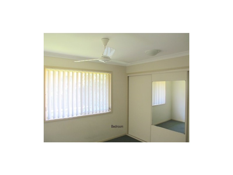 4 Riviera Court, Oxley QLD 4075