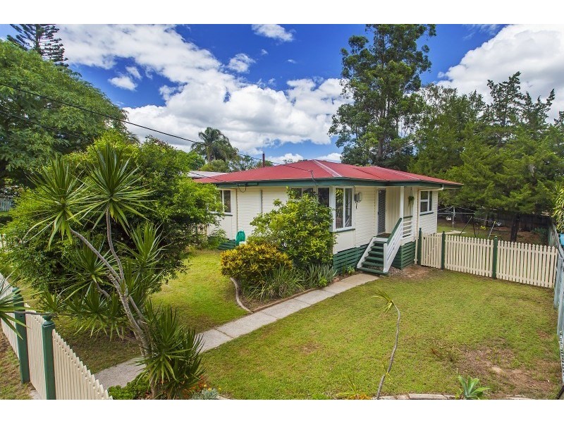 4 Leonard Street, Leichhardt QLD 4305
