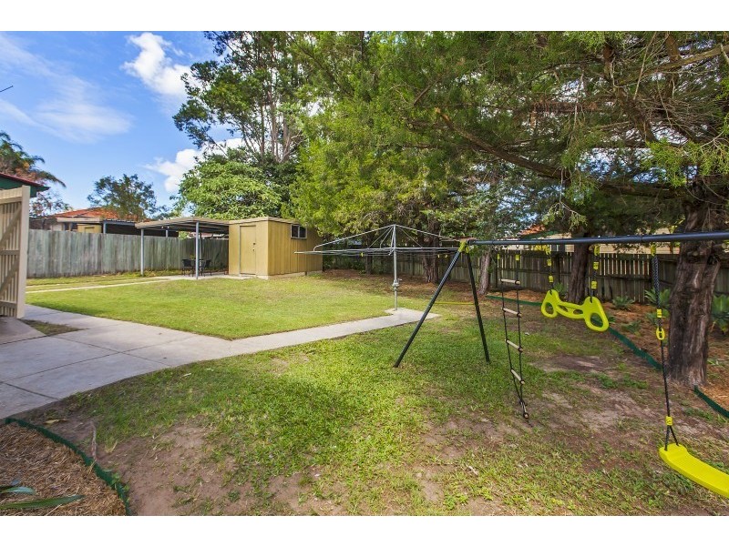4 Leonard Street, Leichhardt QLD 4305