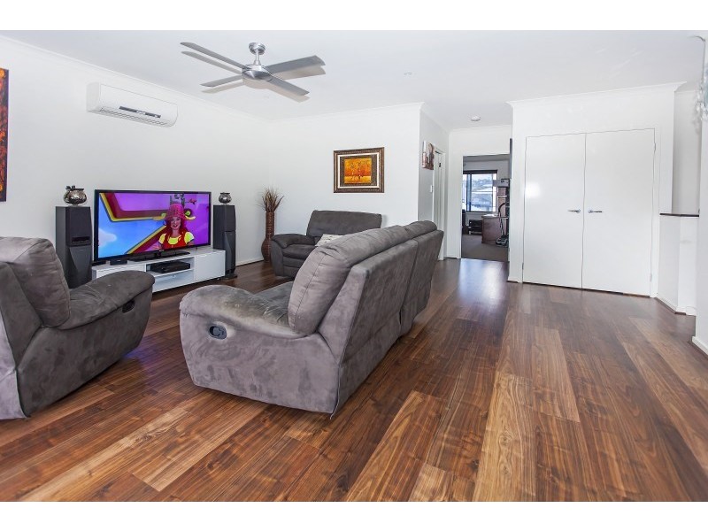 56 Geranium Drive, Springfield Lakes QLD 4300