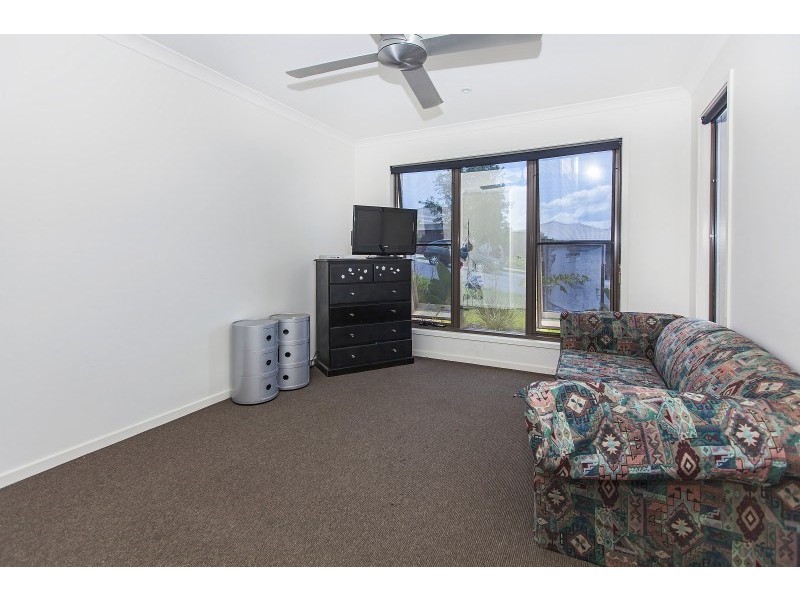 56 Geranium Drive, Springfield Lakes QLD 4300