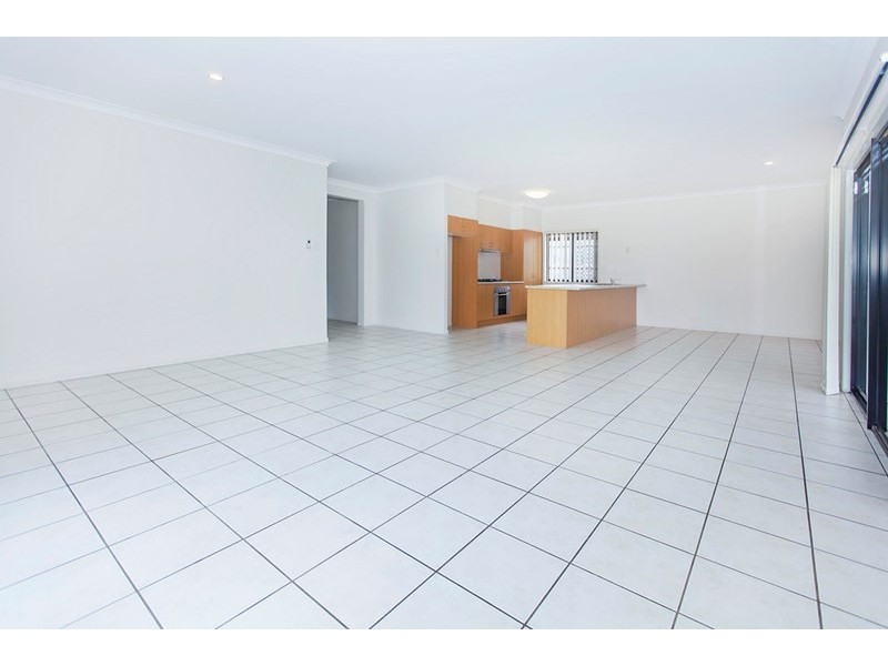 5 Jerome Avenue, Augustine Heights QLD 4300
