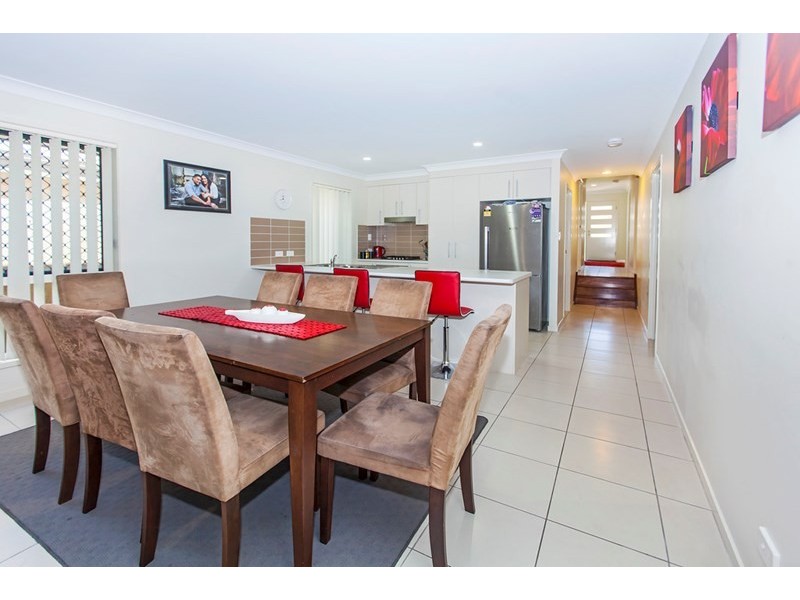 27 Brock Drive, Springfield Lakes QLD 4300