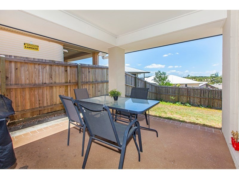 27 Brock Drive, Springfield Lakes QLD 4300