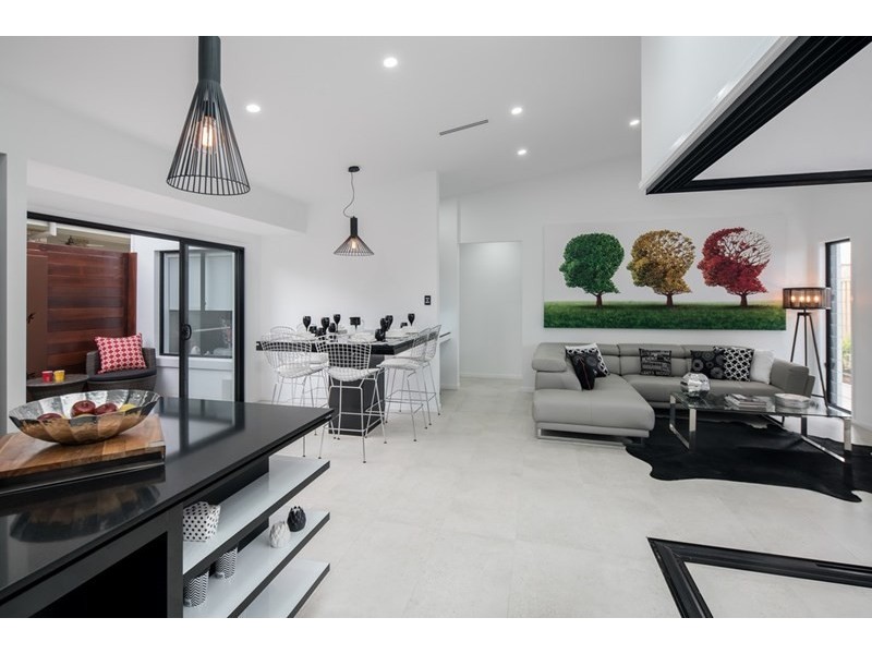 16 Brooking Rise, Ripley QLD 4306