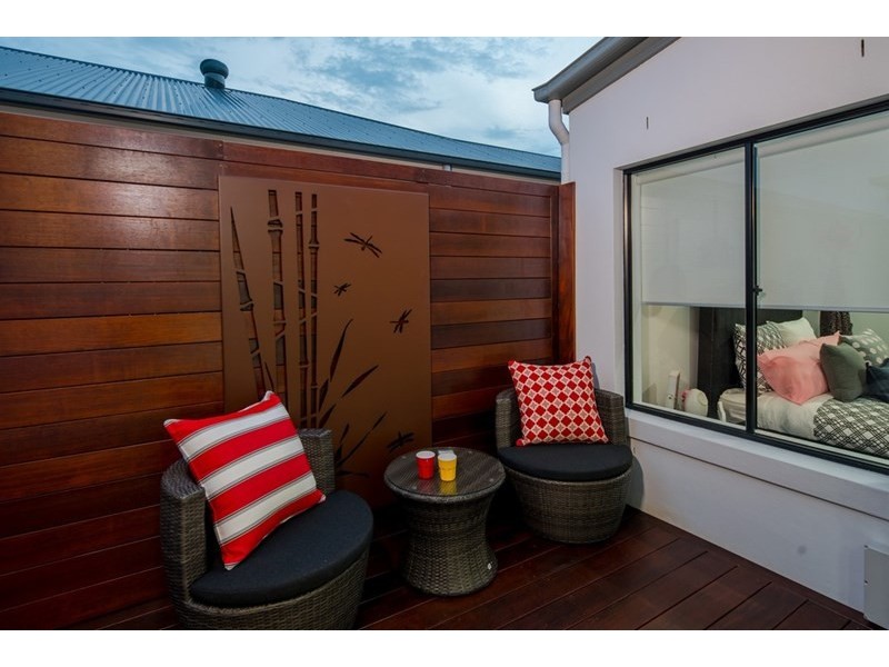 16 Brooking Rise, Ripley QLD 4306