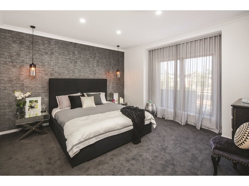 16 Brooking Rise, Ripley QLD 4306