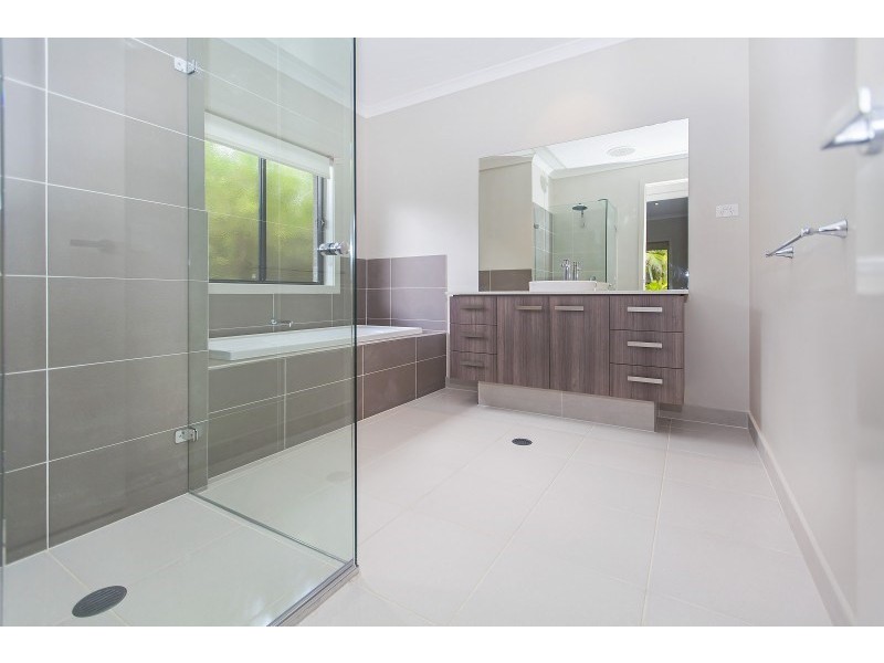 3 Valentine Circuit, Augustine Heights QLD 4300
