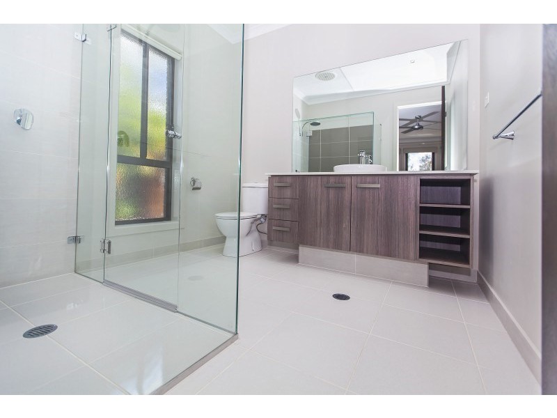 3 Valentine Circuit, Augustine Heights QLD 4300