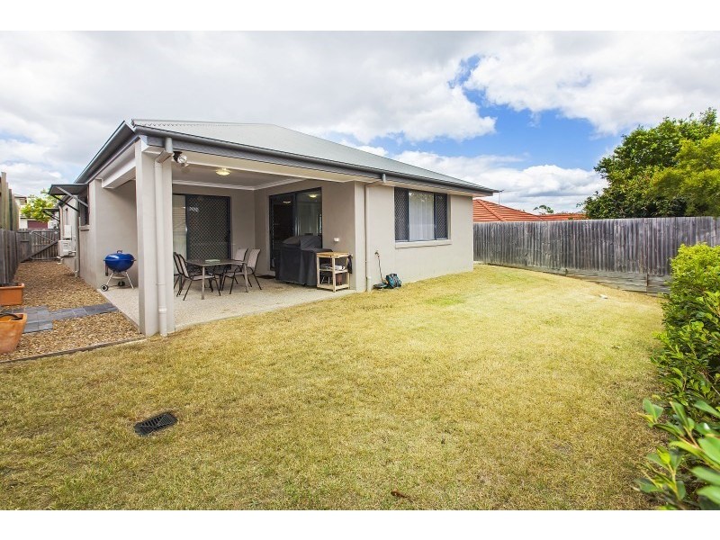 279 Lakeside Avenue, Springfield Lakes QLD 4300