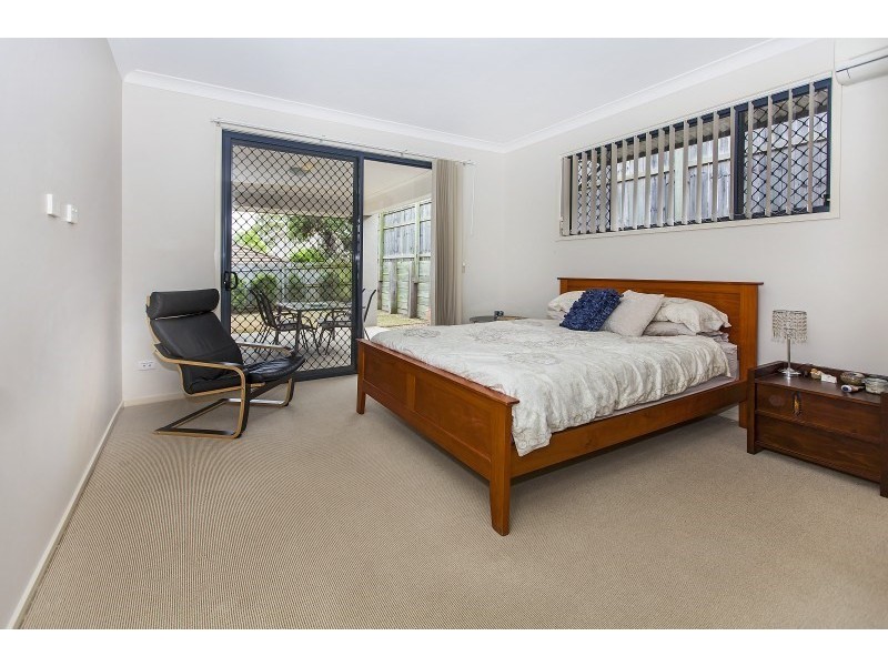 279 Lakeside Avenue, Springfield Lakes QLD 4300