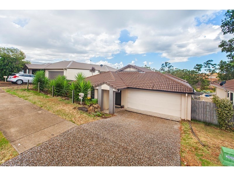 52 Lakes Entrance Drive, Springfield Lakes QLD 4300