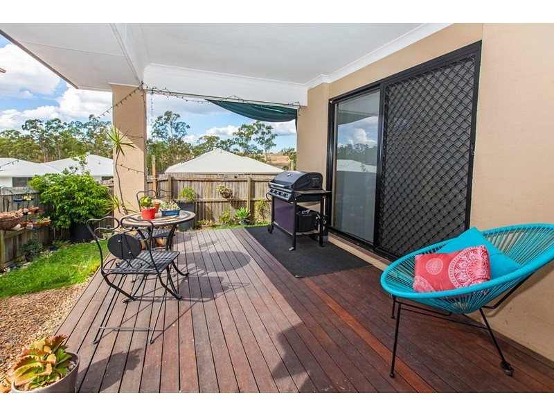 52 Lakes Entrance Drive, Springfield Lakes QLD 4300