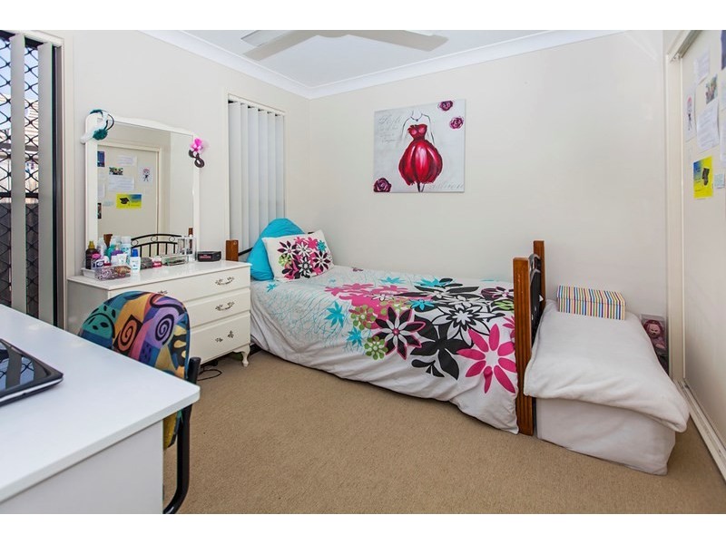 52 Lakes Entrance Drive, Springfield Lakes QLD 4300