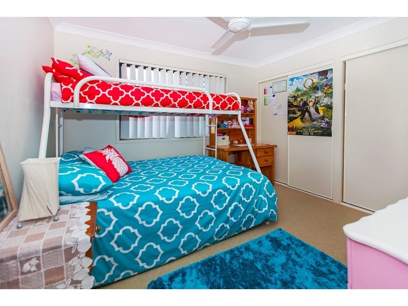 52 Lakes Entrance Drive, Springfield Lakes QLD 4300