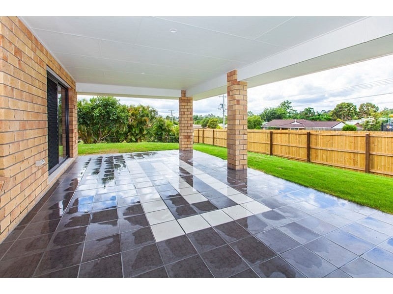 1 Rose Street, Yamanto QLD 4305